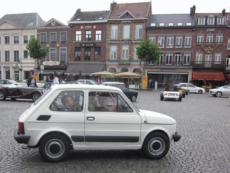 4de Halfoogstrit, vertrek en aankomst Sint-Truiden (14).JPG